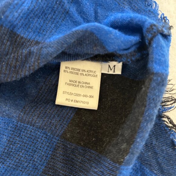 Cloth & Stone Shirt Blue Black Plaid Raw Hem Roll Tab Sleeve Button Down SizeM - Picture 8 of 9